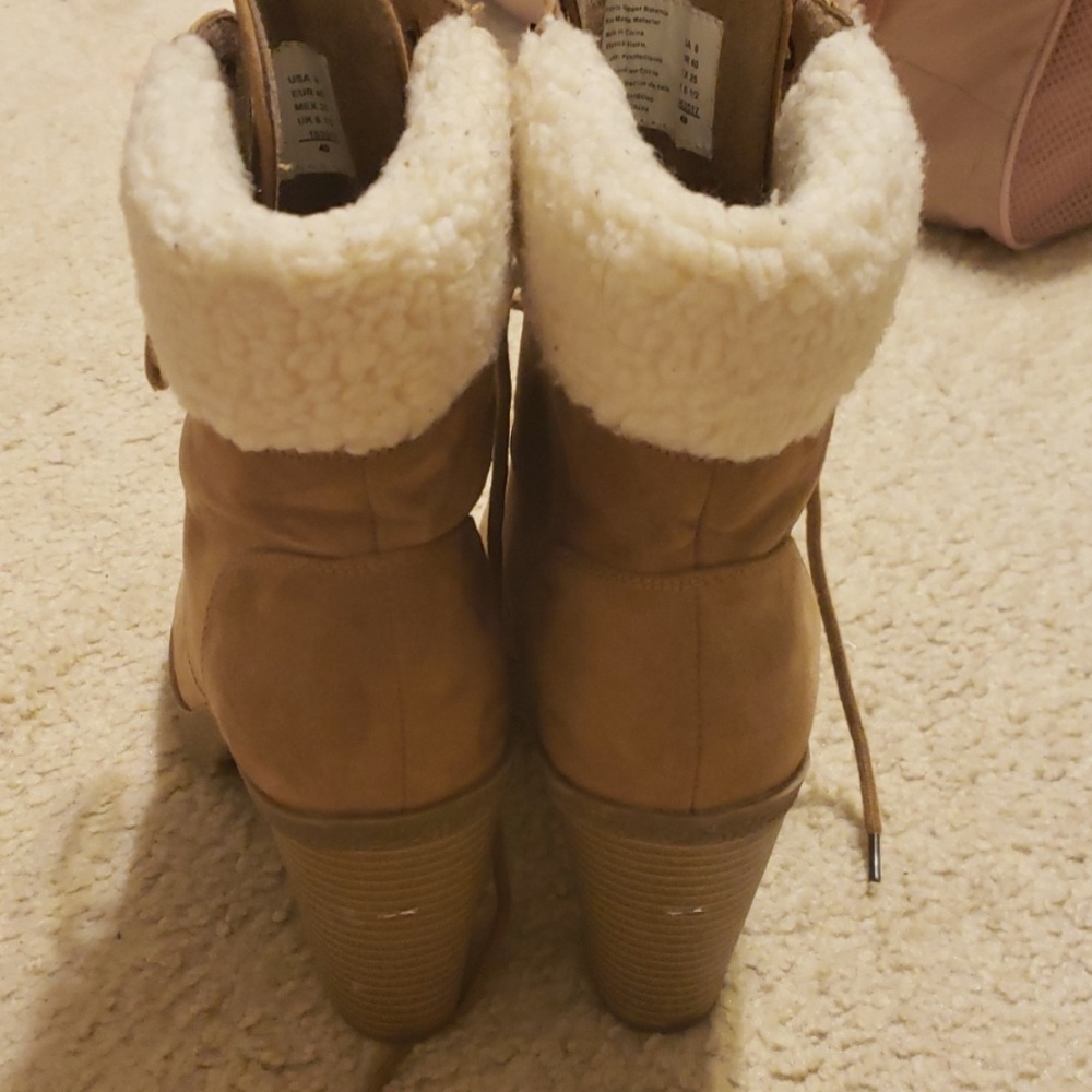 Boots - Picture 2 of 4